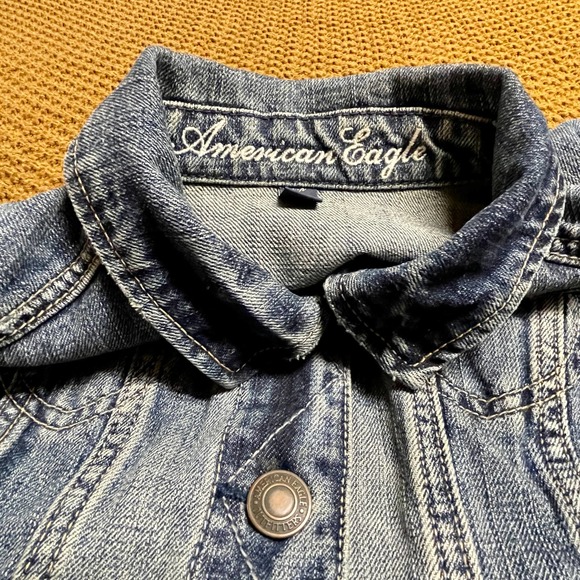 American Eagle Womens Small Blue Cropped Jean Jacket Button Front S993-938 - Picture 6 of 7